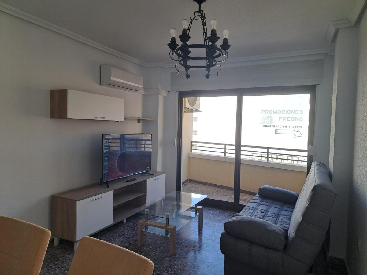 Beautiful Apartment Playa Del Cura Beach In Torrevieja Spain エクステリア 写真