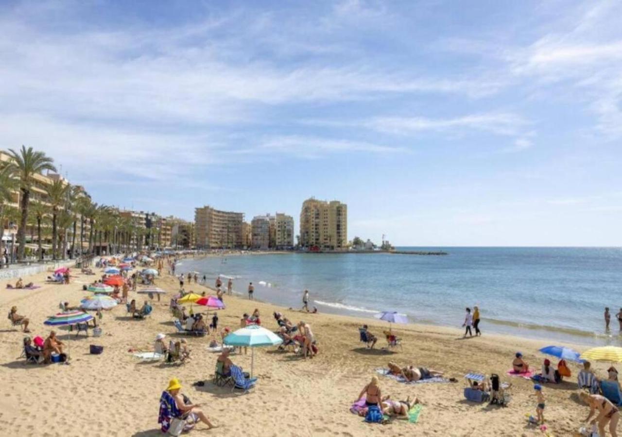Beautiful Apartment Playa Del Cura Beach In Torrevieja Spain エクステリア 写真